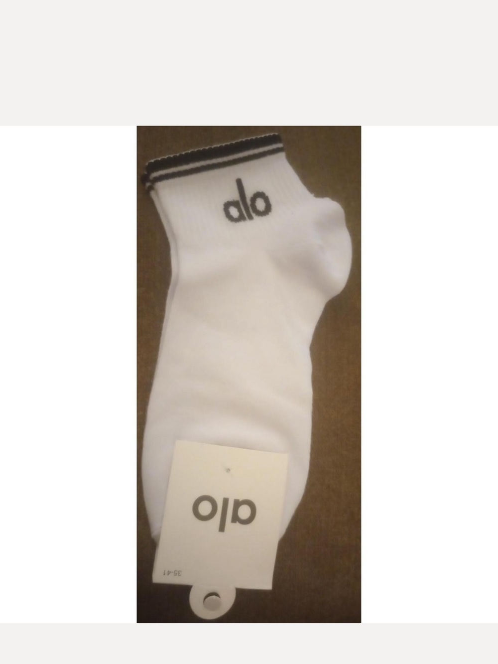 ALO Yoga White Ankle Athletic Socks with Black Trim